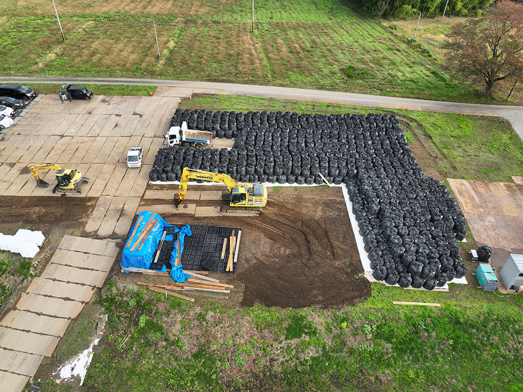 堤上第２ため池　施工状況